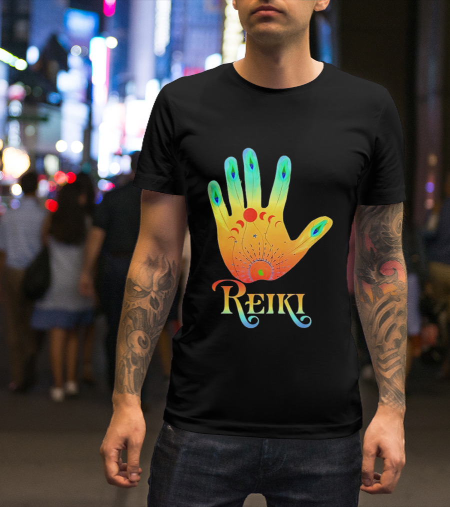 Reiki Practitioner Healer Therapist Master Colorful Hand T-Shirt