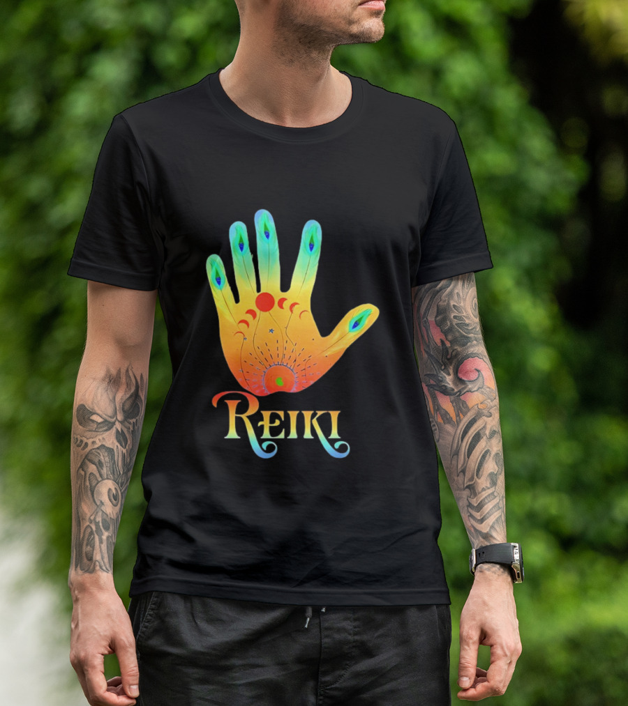 Reiki Practitioner Healer Therapist Master Colorful Hand T-Shirt