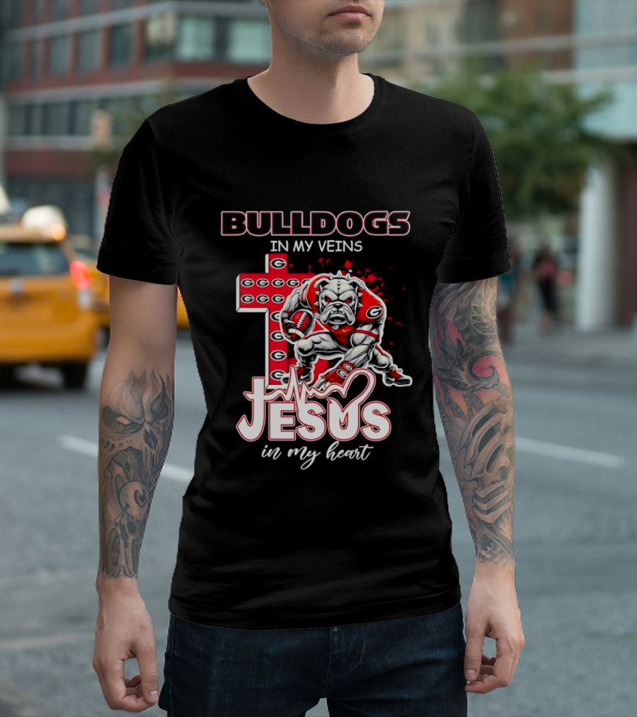 Bulldogs In My Veins Jesus In My Heart Cross Shape T-Shirt