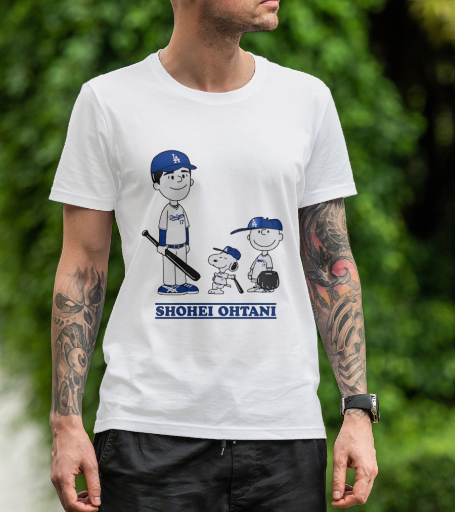 Snoopy Shohei Ohtani Los Angeles Dodgers Baseball Peanuts T-Shirt
