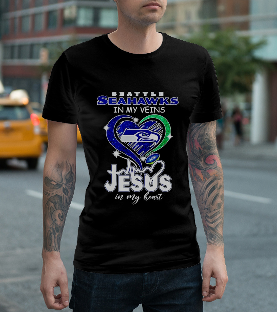 Seattle Seahawks In My Veins Jesus In My Heart Diamond Heartbeat T-Shirt
