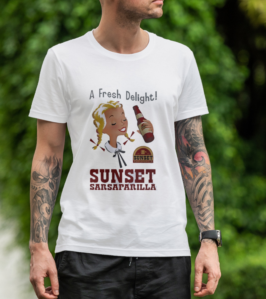 A Fresh Delight Sunset Sarsaparilla Bottle Vintage Fallout T-Shirt