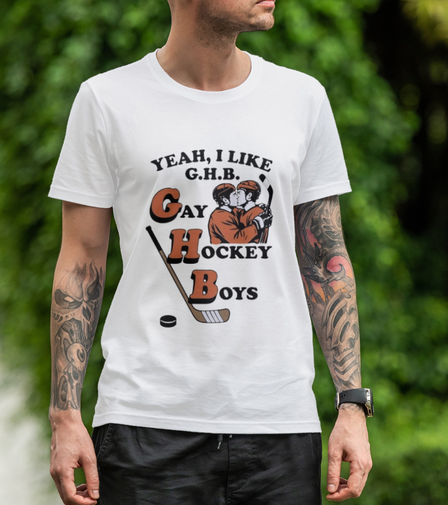 Yeah I Like GHB Gay Hockey Boys Kissing Icon With Stick And Puck T-Shirt