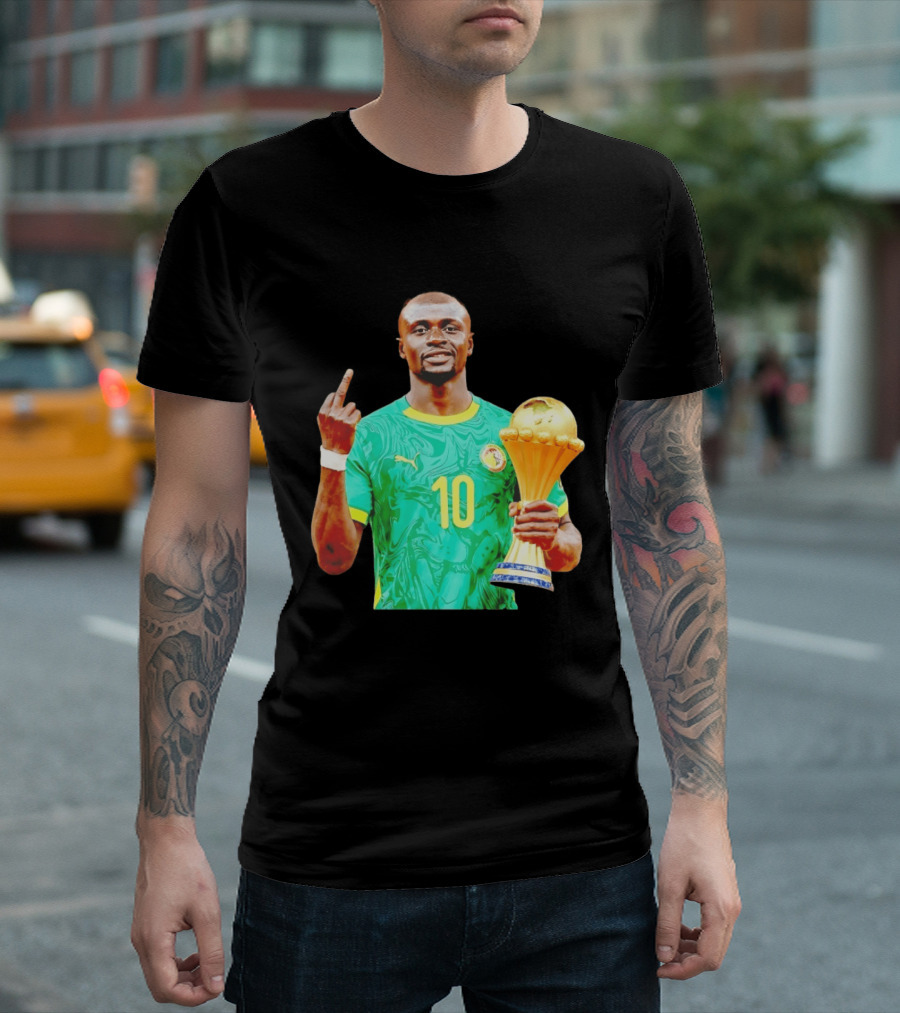 Sadio Mane Number 10 Senegal Jersey Holding Trophy Middle Finger T-Shirt