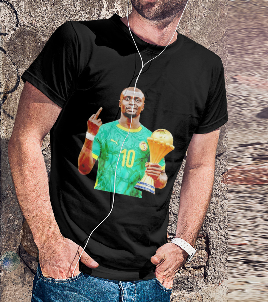 Sadio Mane Number 10 Senegal Jersey Holding Trophy Middle Finger T-Shirt