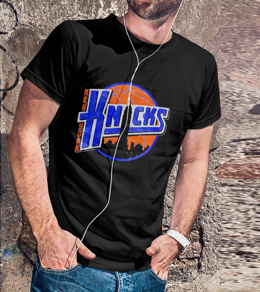 New York Knicks NBA Old School Basketball Skyline 2026 T-Shirt