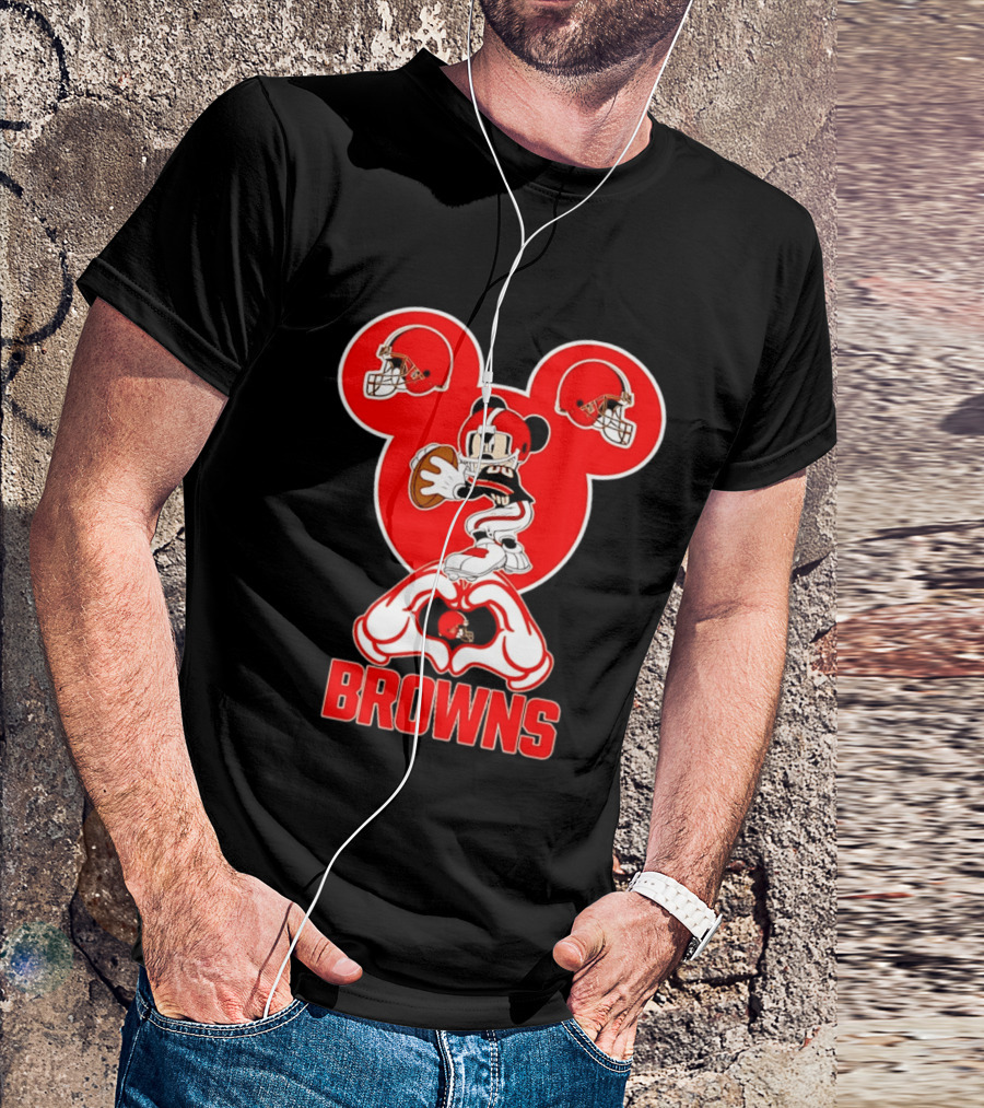 Cleveland Browns Mickey Mouse Football Quarterback Love T-Shirt