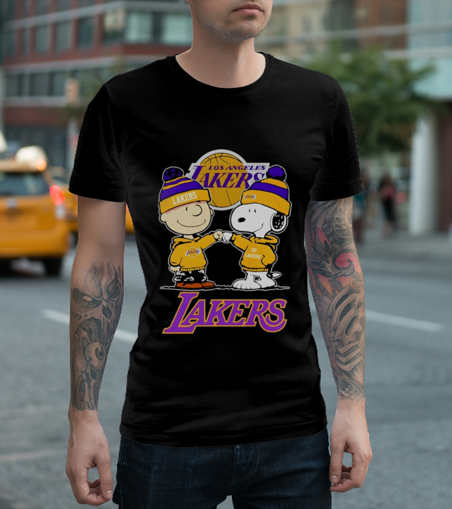 Charlie Brown Snoopy Fist Bump Los Angeles Lakers Basketball Fan Gear T-Shirt
