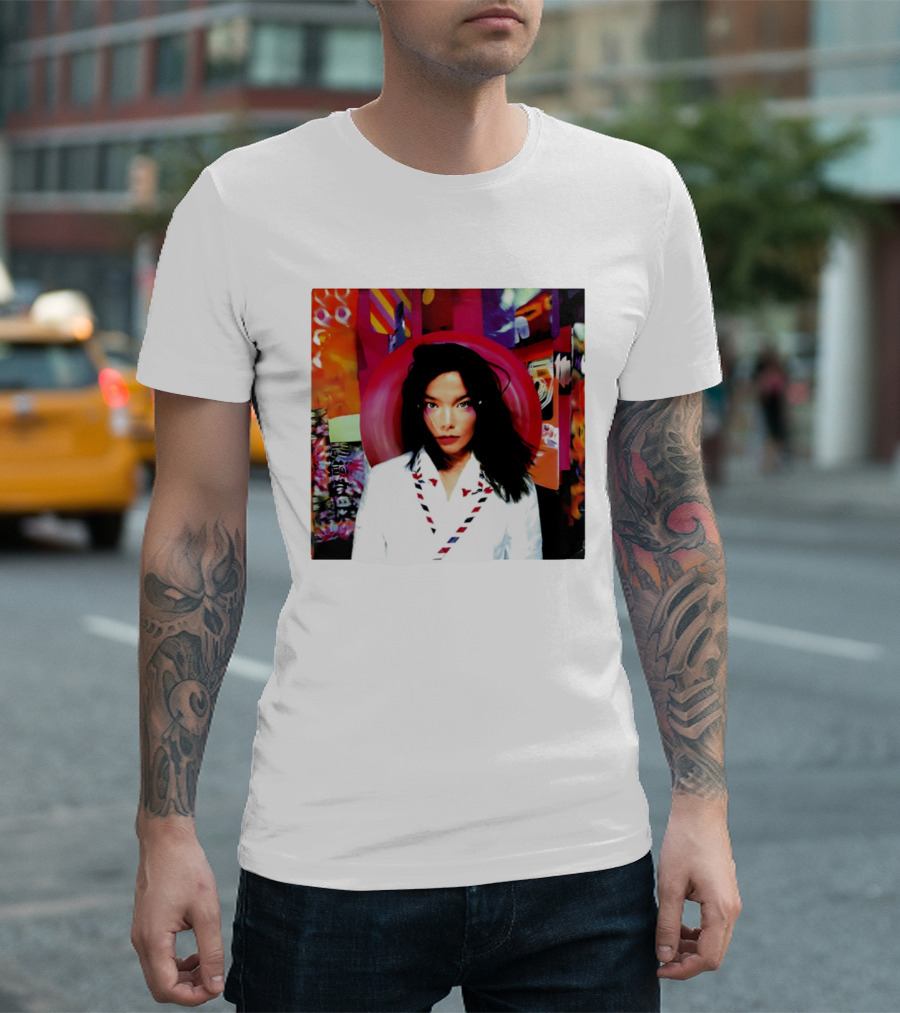 Anne Hathaway Björk And T-Shirt