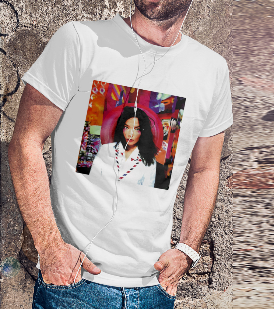 Anne Hathaway Björk And T-Shirt