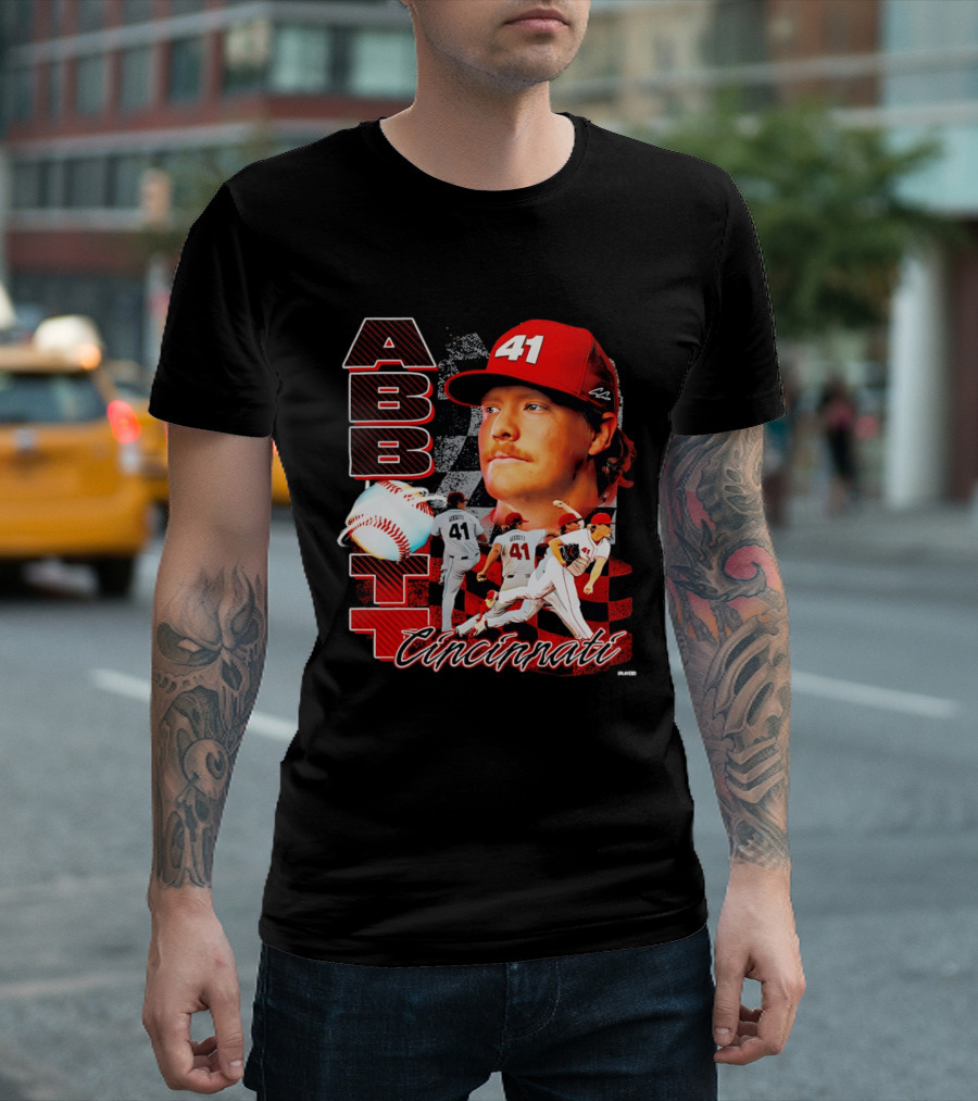 Cincinnati Reds Abbott 41 Baseball Pitcher Portrait Action T-Shirt
