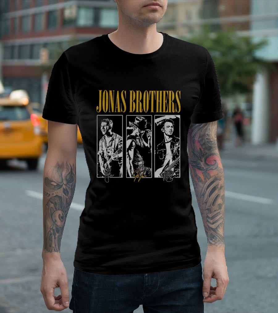Jonas Brothers 20th Anniversary Tour 2025 Signed Boyband Trio T-Shirt