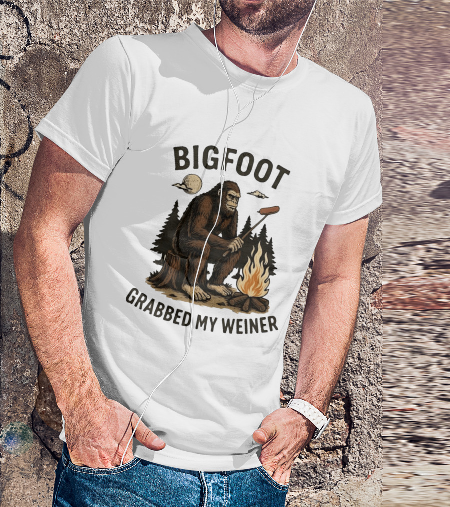 Bigfoot Grabbing My Weiner Campfire Sausage Grilling Moonlit Forest T-Shirt