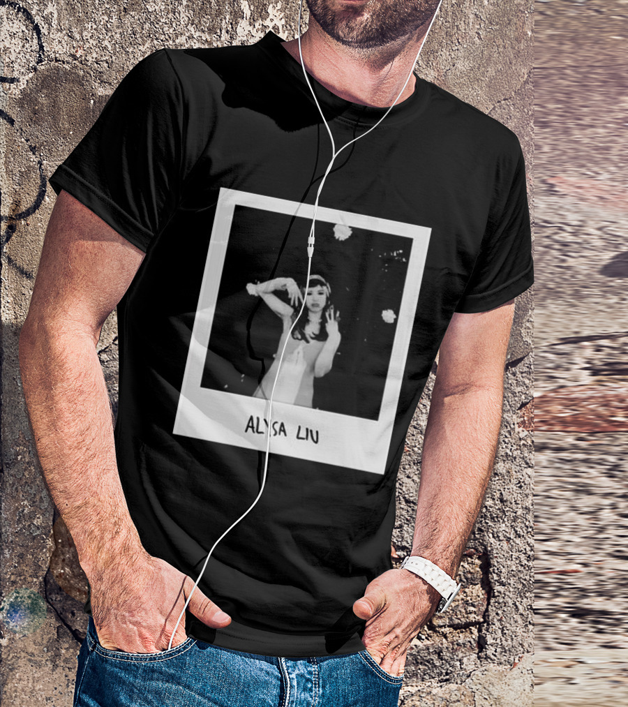 Laufey Alysa Liu 2026 Vintage Monochrome Photography T-Shirt