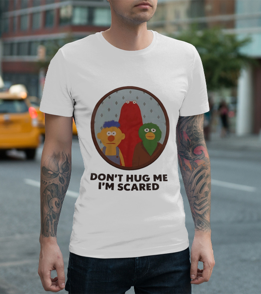 Don't Hug Me I'm Scared Puppet Characters Oval T-Shirt