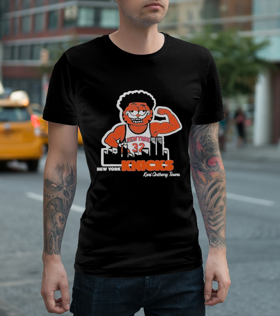 New York Knicks Karl Onthony Towns Cat Basketball Skyline 32 T-Shirt
