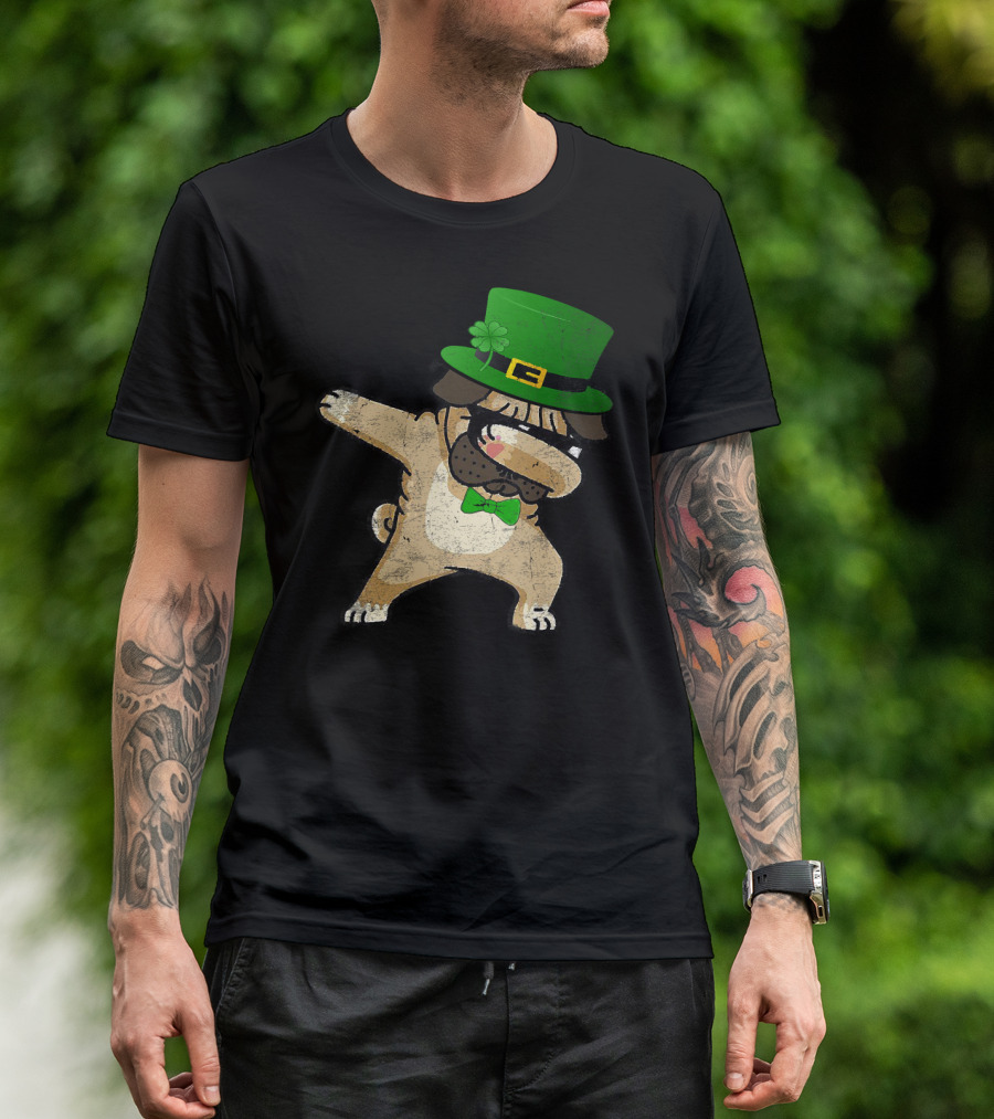 Dabbing Pug With Green Hat For St. Patrick's Day T-Shirt