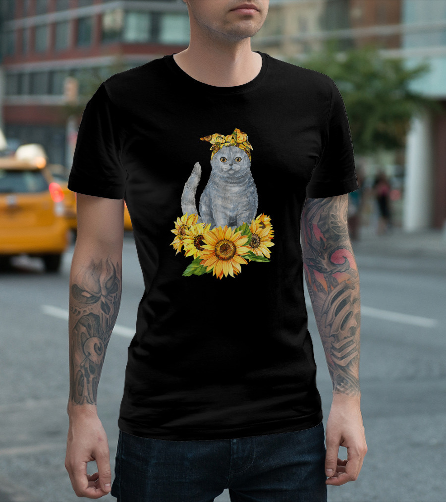 Hippie Cat with Sunflower Bandana and Sunflowers Cute Cat Lover T-Shirt
