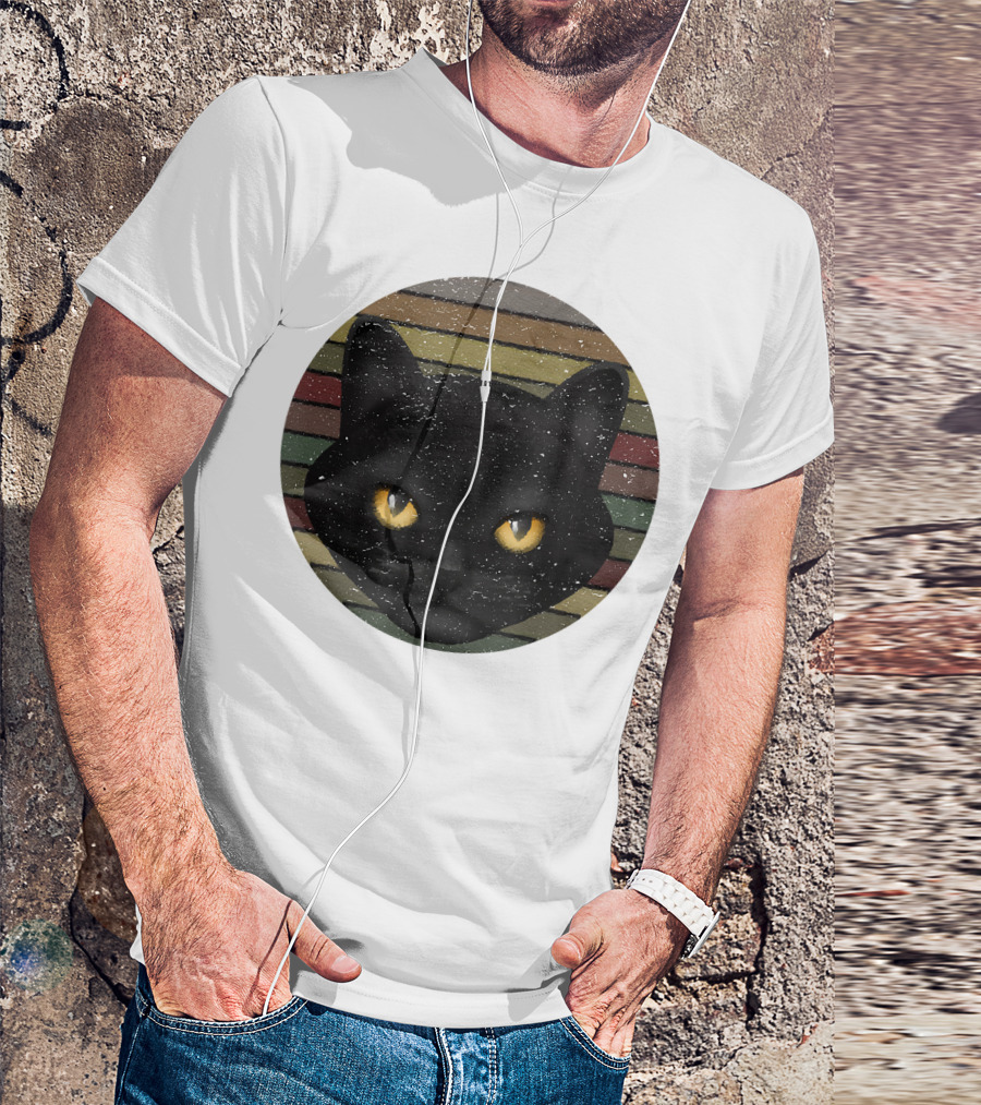 Realistic Cat Black Face On Retro Striped Circle T-Shirt