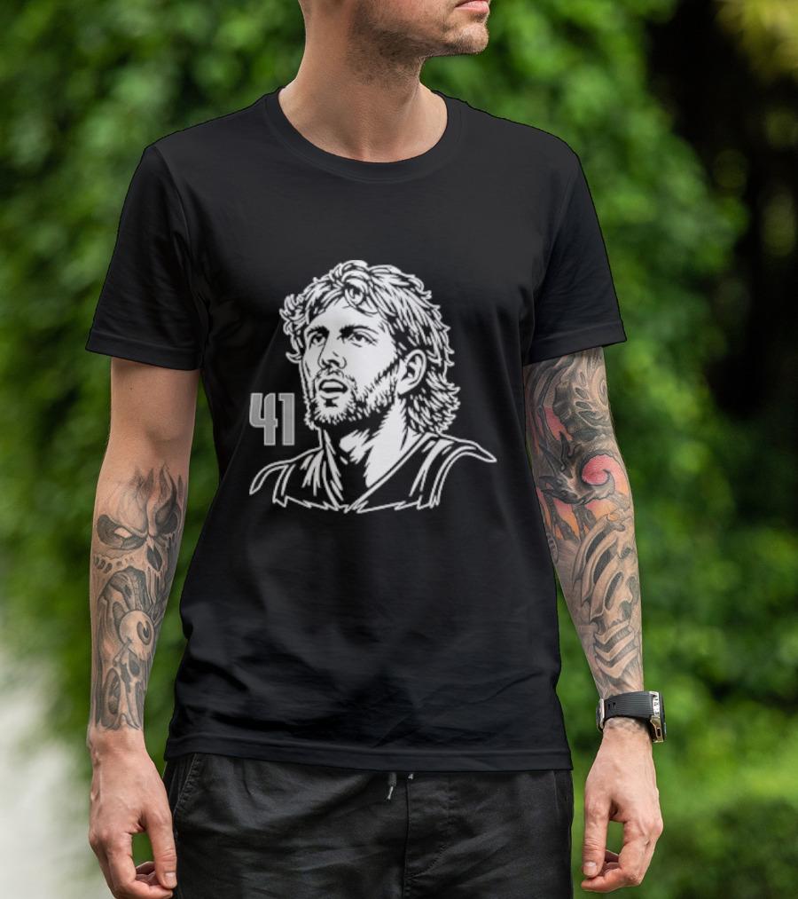 Dirk Nowitzki 41 Basketball Legend Sketch T-Shirt