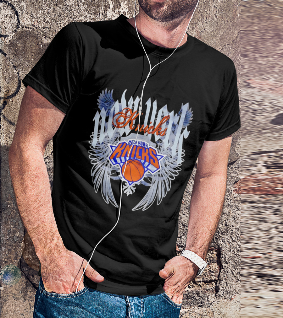 New York Knicks Wings Shield Basketball T-Shirt