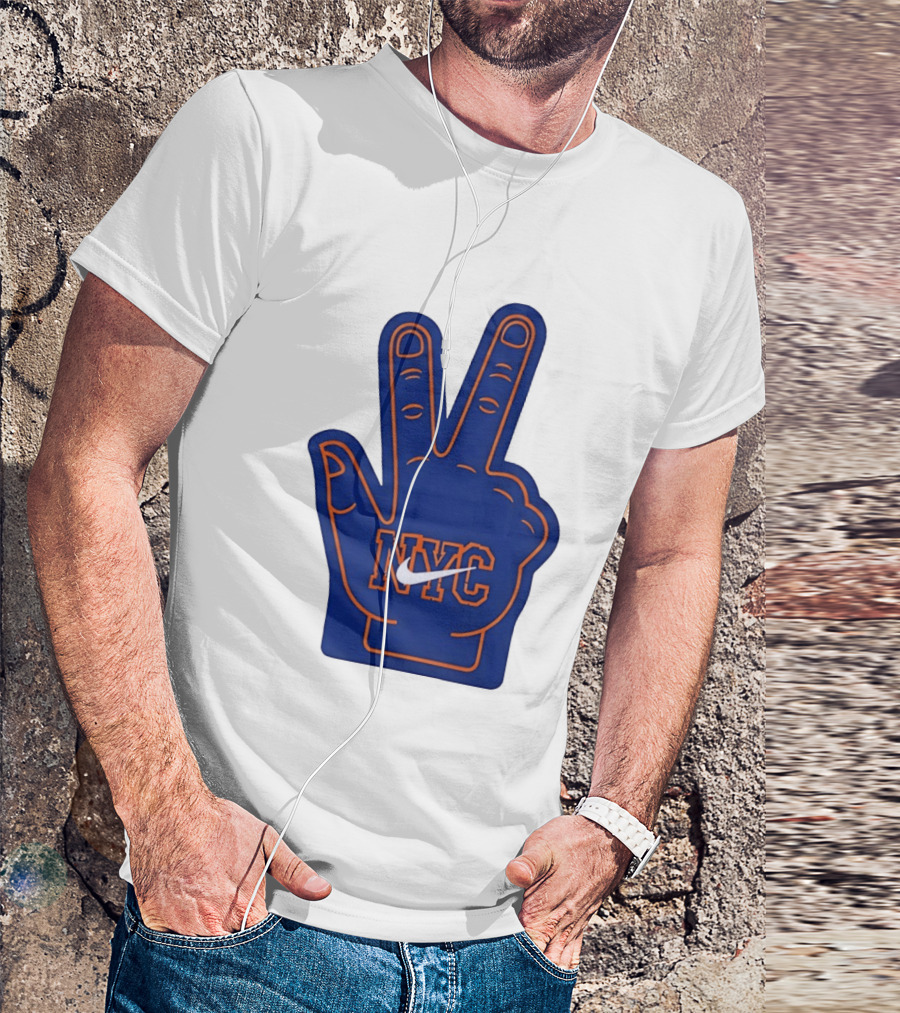 NYC Foam Finger Peace Sign New York Knicks Basketball T-Shirt