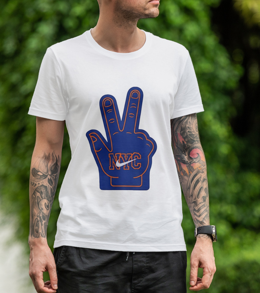 NYC Foam Finger Peace Sign New York Knicks Basketball T-Shirt