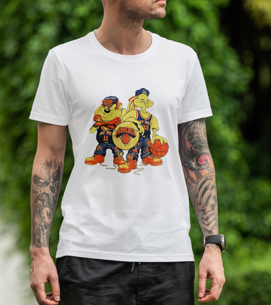 New York Knicks Bugs Bunny Taz NBA Finals Players Madison Square Garden T-Shirt