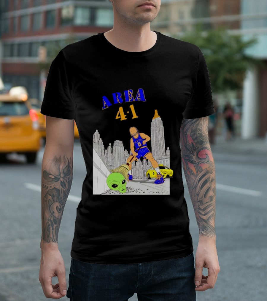 AREA 4 1 Jalen Brunson New York Knicks Vs Alien San Antonio Spurs T-Shirt