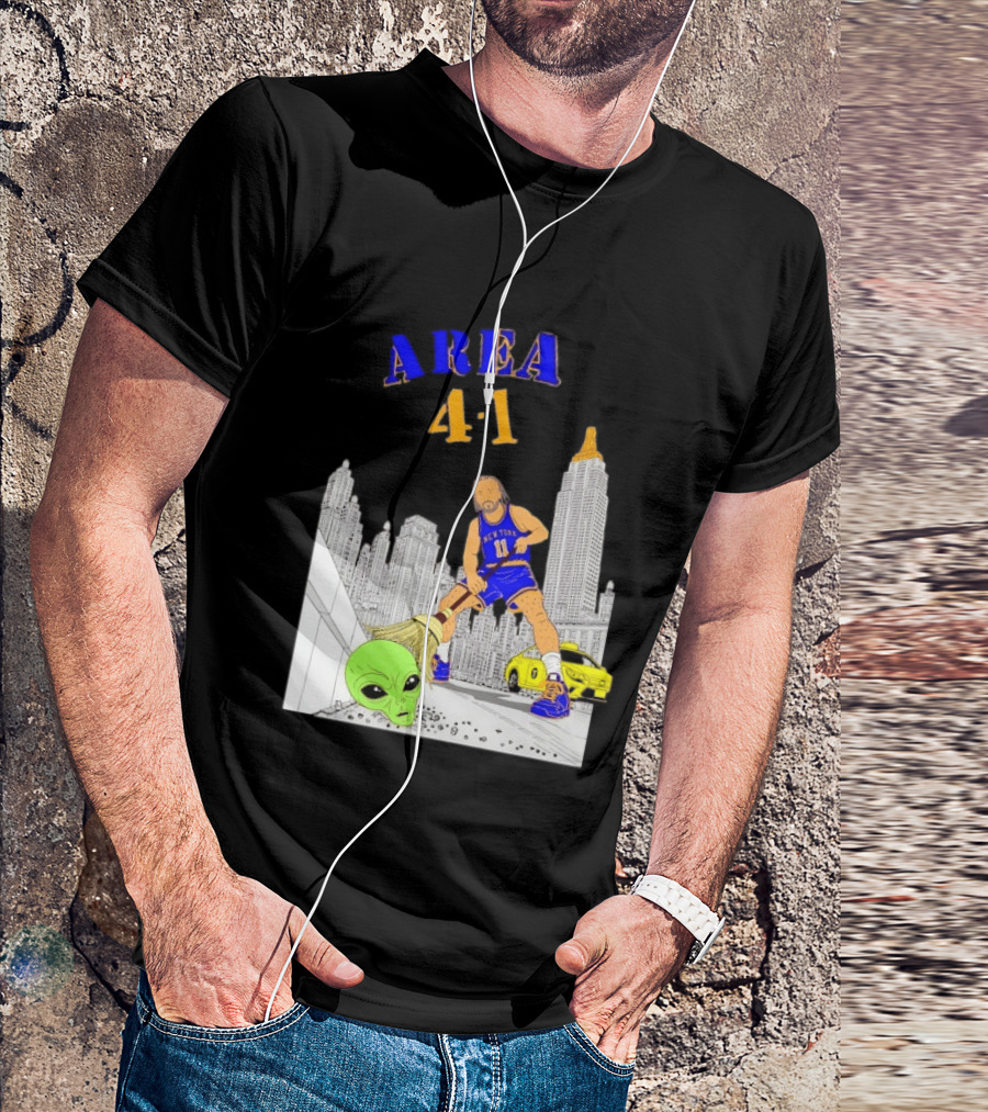 AREA 4 1 Jalen Brunson New York Knicks Vs Alien San Antonio Spurs T-Shirt