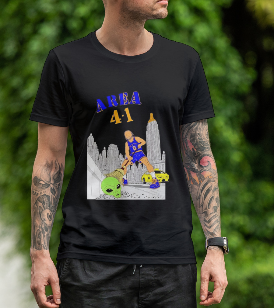 AREA 4 1 Jalen Brunson New York Knicks Vs Alien San Antonio Spurs T-Shirt