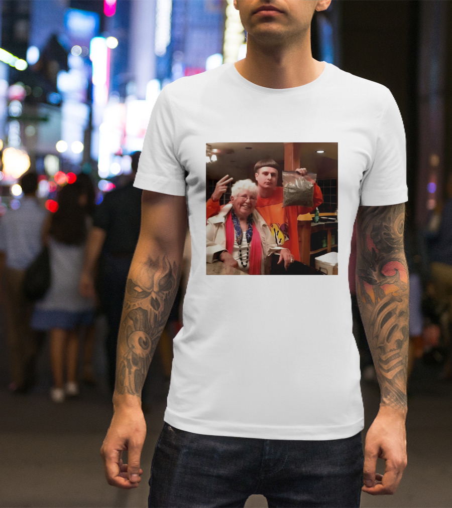 Oliver Tree Weed Grandma Memorial RIP Oliver Tree T-Shirt