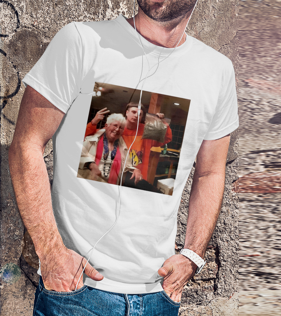 Oliver Tree Weed Grandma Memorial RIP Oliver Tree T-Shirt