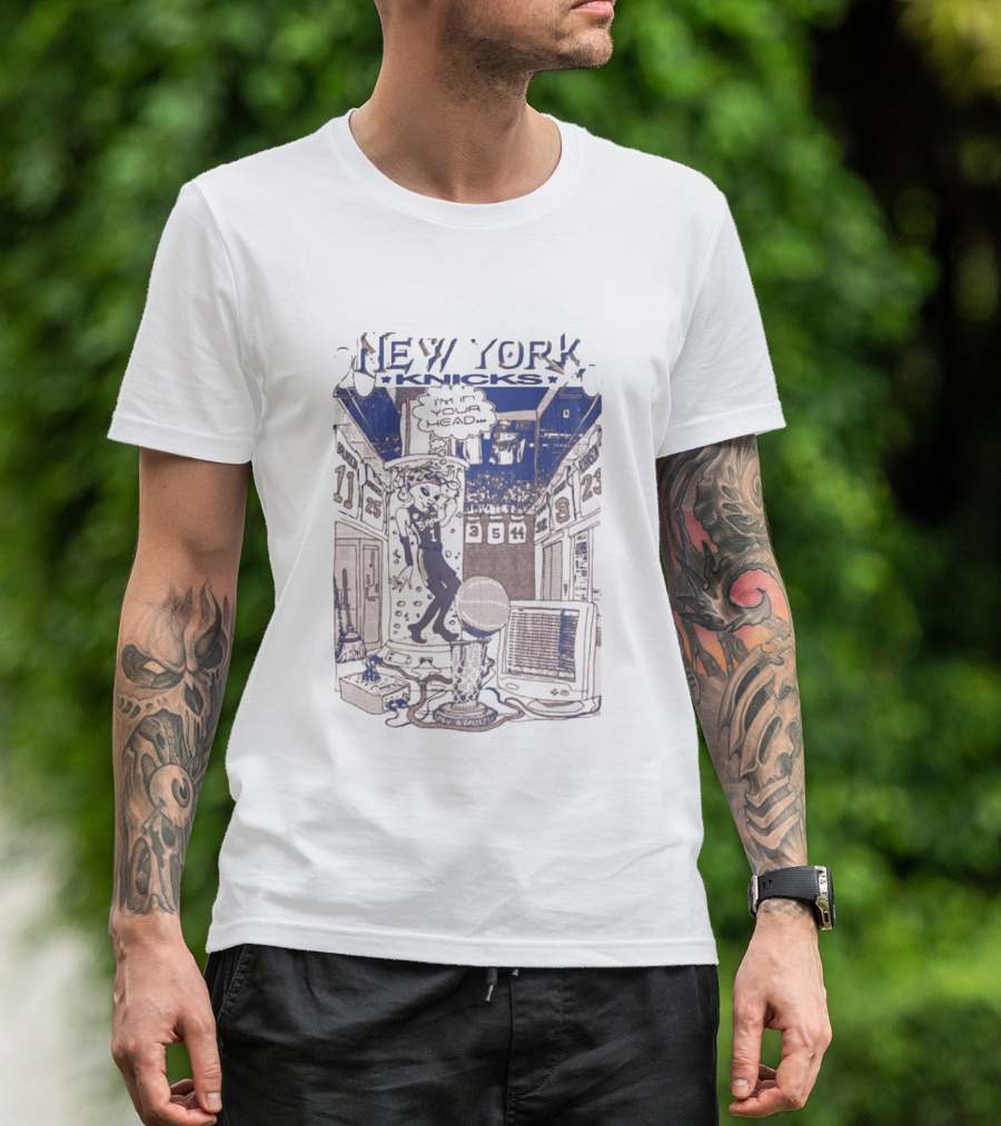 New York Knicks I'm In You Head Alien Basketball T-Shirt