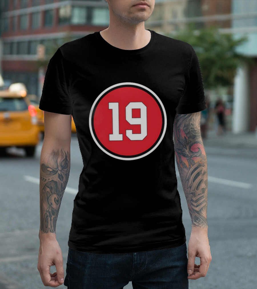 Chicago Blackhawks Jonathan Toews 19 Retirement Commemorative T-Shirt