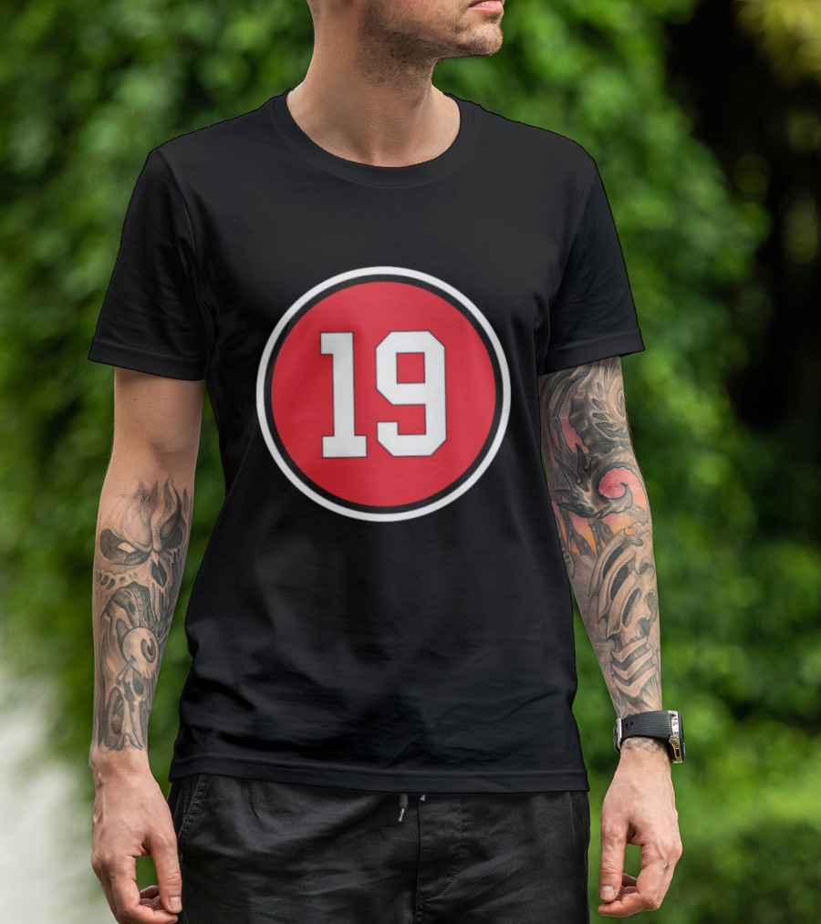 Chicago Blackhawks Jonathan Toews 19 Retirement Commemorative T-Shirt