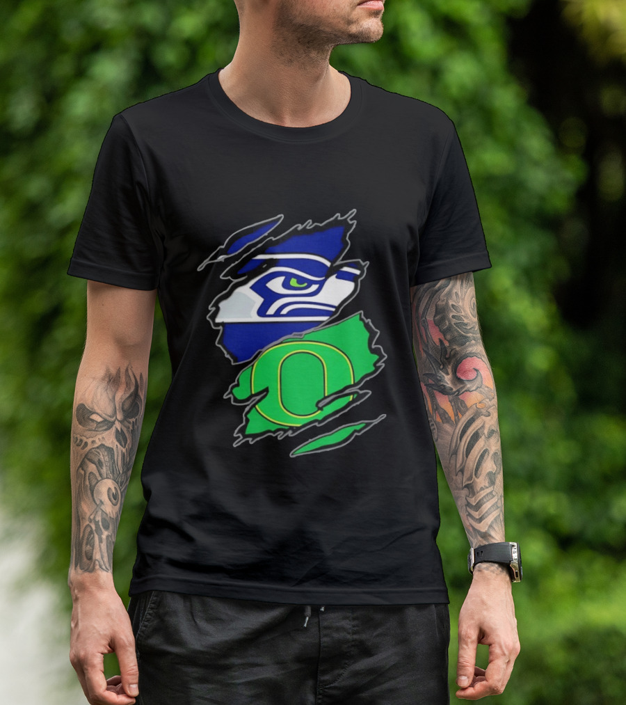 Seattle Seahawks Oregon Ducks Two Teams One Heart Scratch T-Shirt