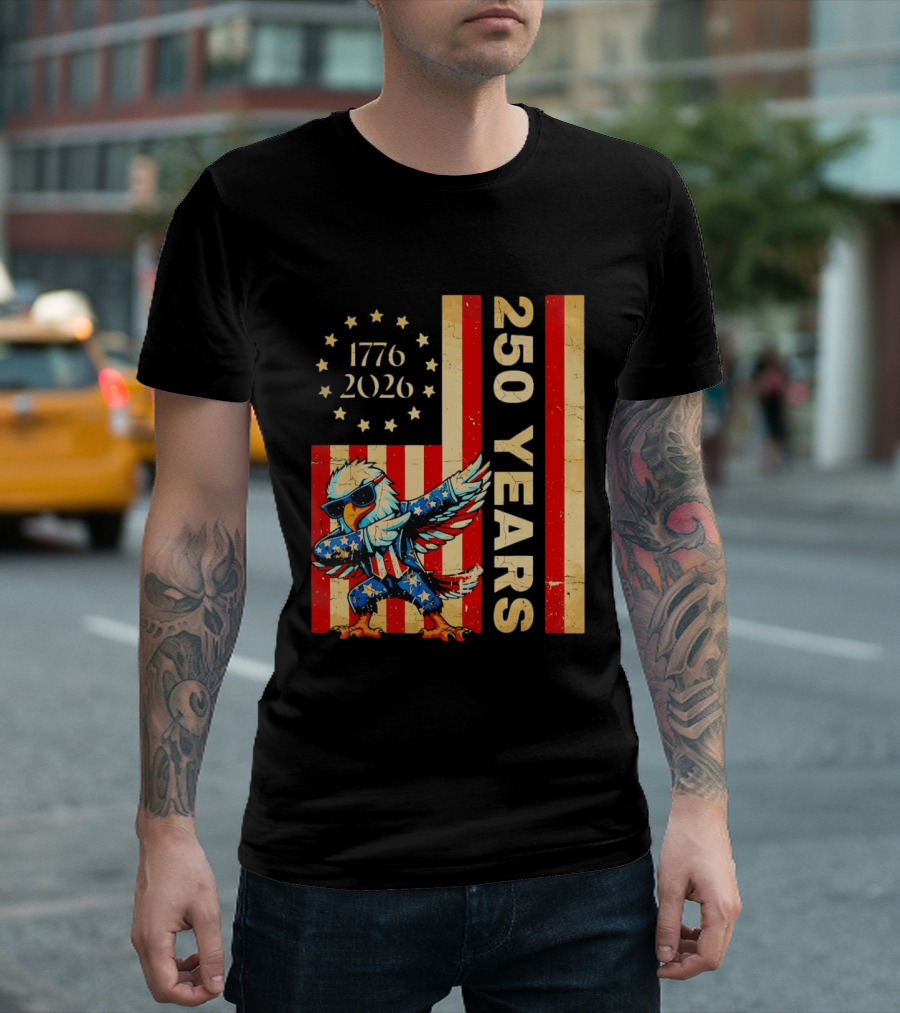 American Eagle Dabbing 1776 2026 250 Years Independence Day Celebration T-Shirt