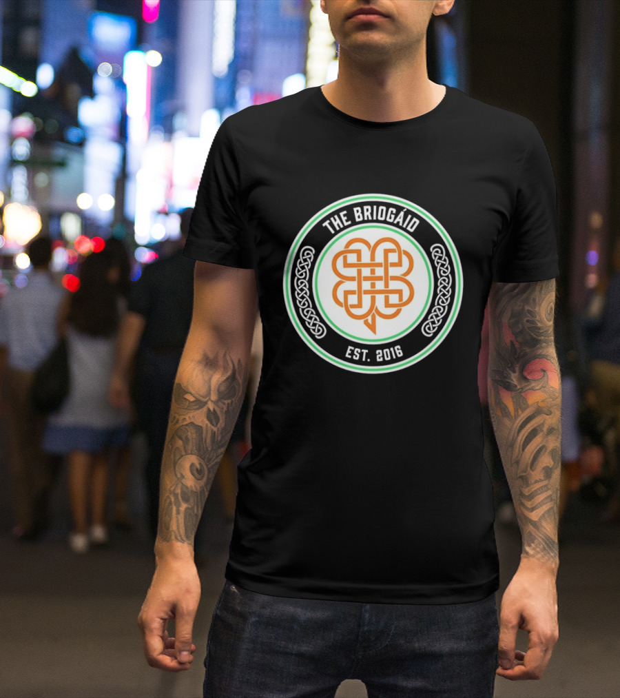 The Briogaid Est. 2016 Celtic Seal Knotwork T-Shirt