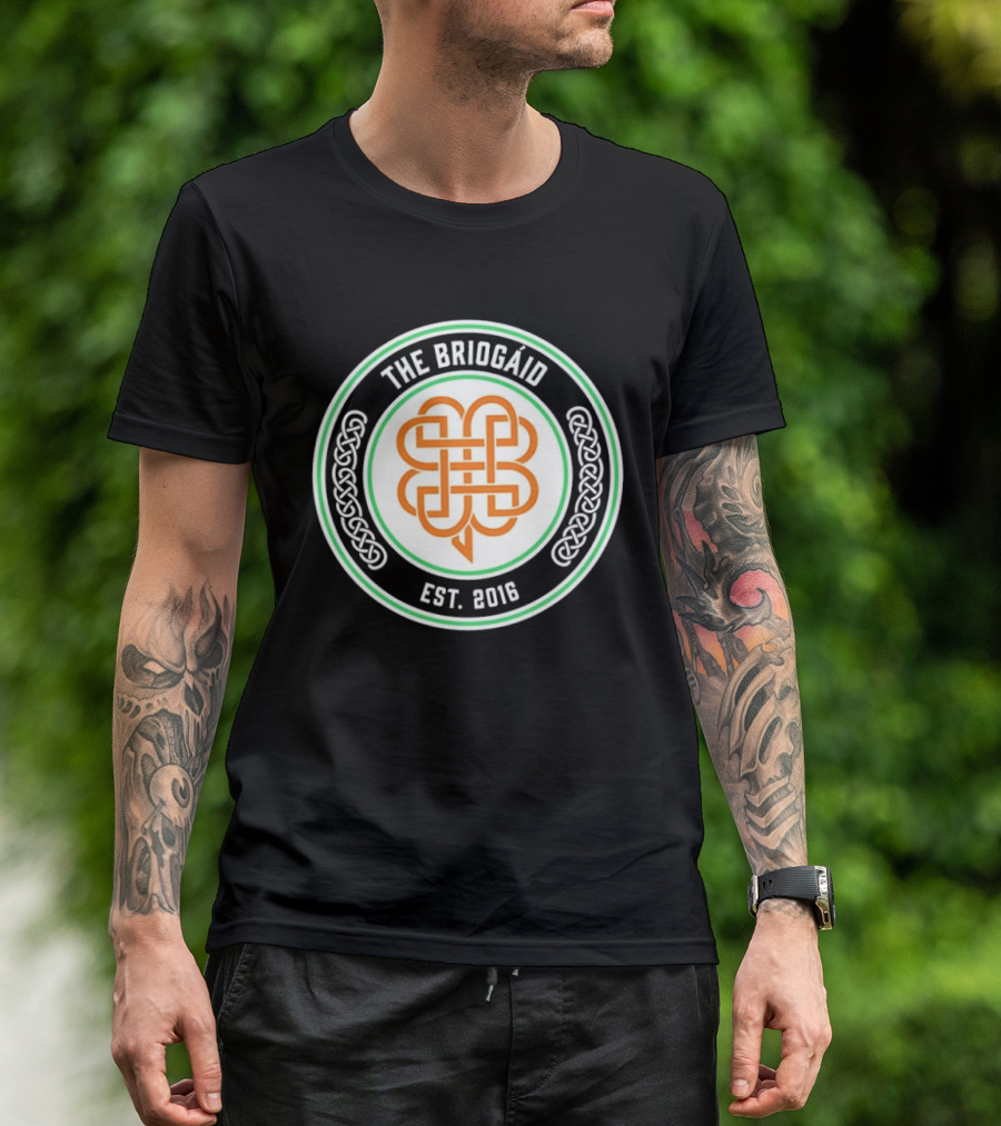 The Briogaid Est. 2016 Celtic Seal Knotwork T-Shirt