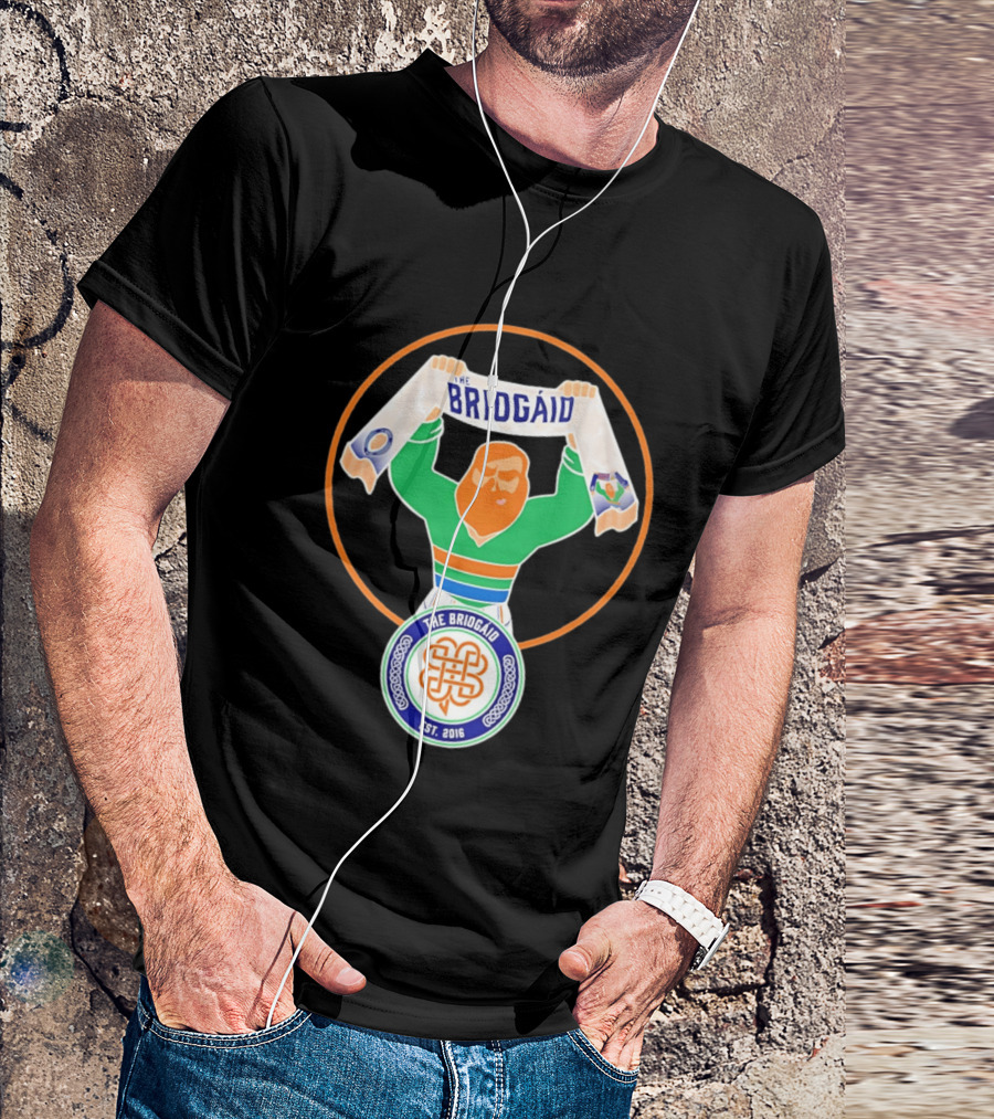 The Briogaid Guy Est 2016 Celtic FC Supporters Club Scarf T-Shirt