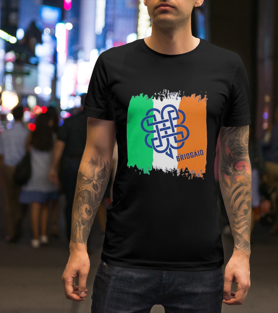 The Briogaid Irish Flag Celtic Knot Clover Ireland Shamrock T-Shirt