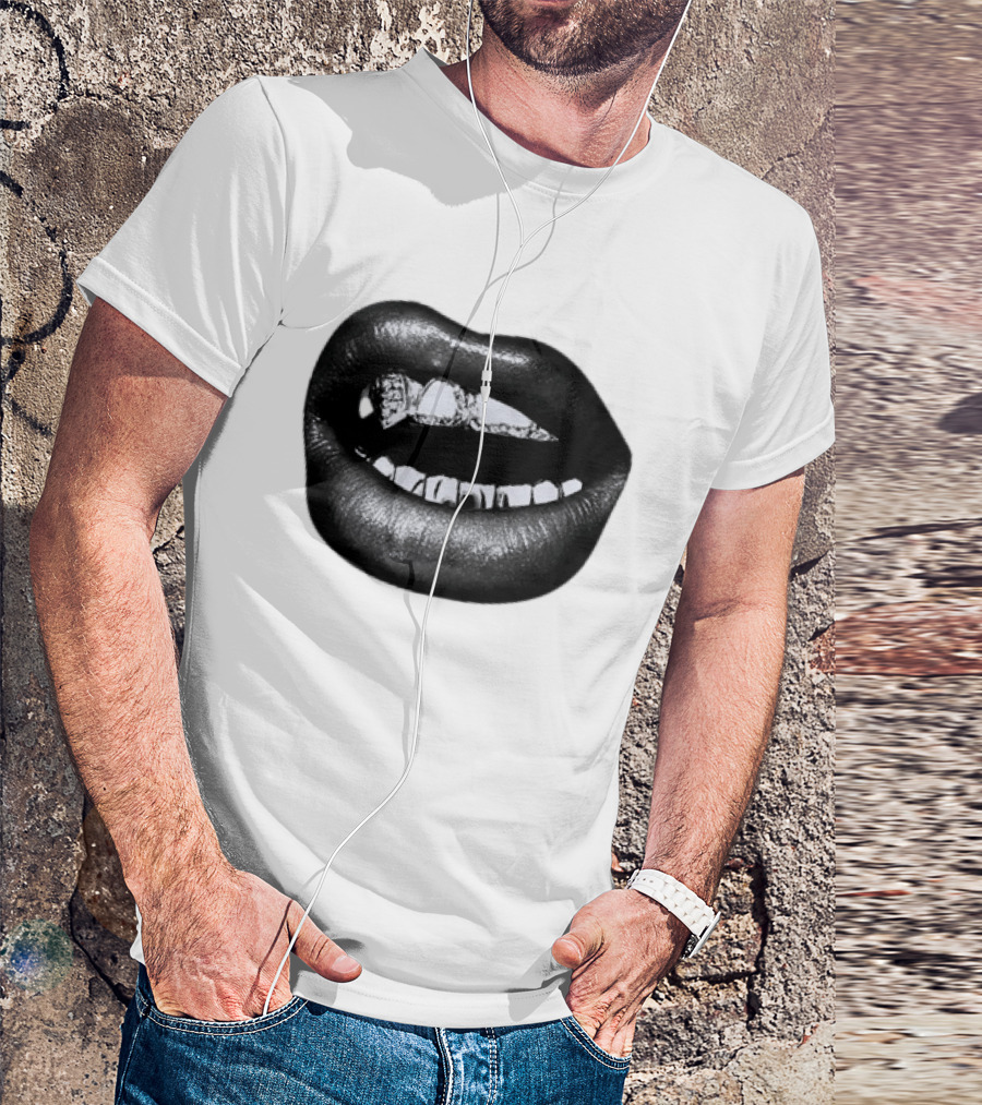 Dallas Cowboys Cheerleaders Black & White Lips Kevin Ozowski T-Shirt