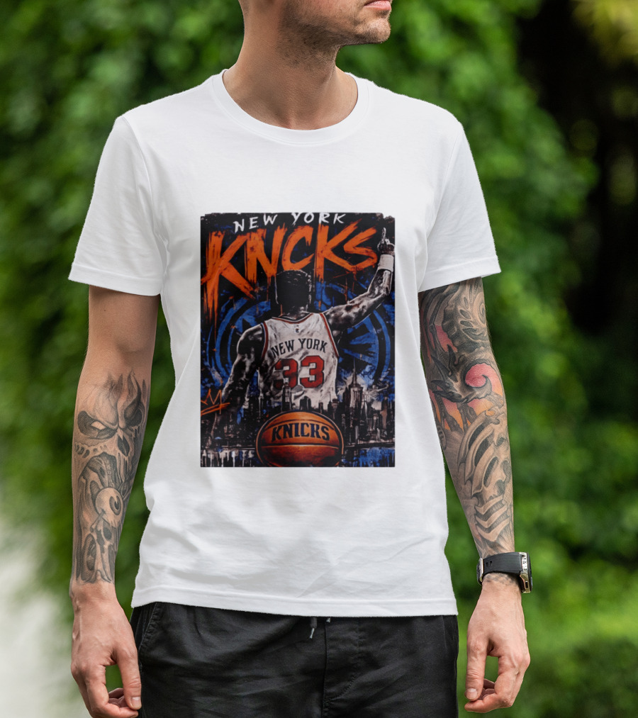 New York Knicks Ewing 33 City Skyline Basketball T-Shirt
