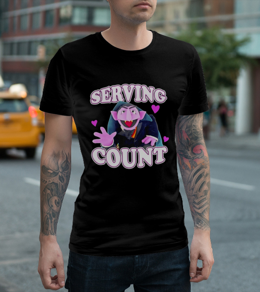 Serving Count Von Count Heart Purple Love T-Shirt