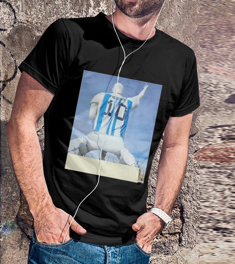 Lionel Messi 10 Argentina Jersey Statue Meme T-Shirt