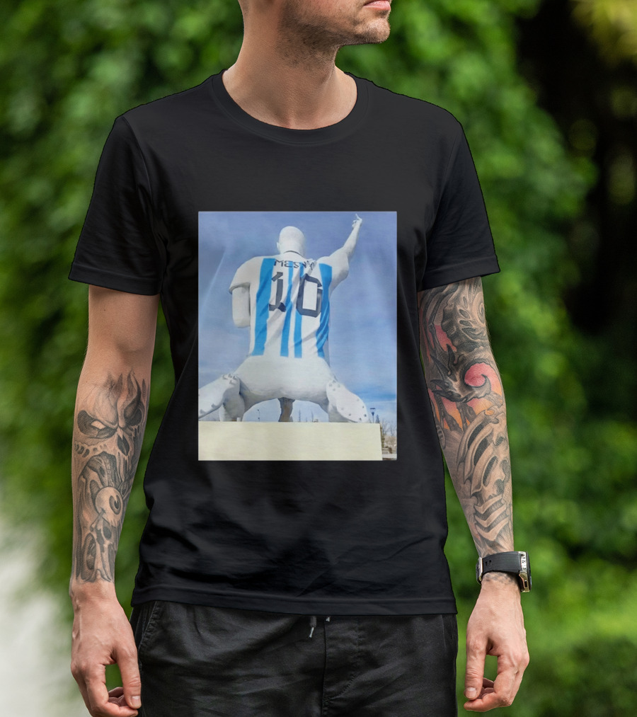 Lionel Messi 10 Argentina Jersey Statue Meme T-Shirt