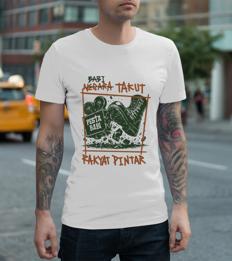 Babi Negara Takut Pesta Babi Rakyat Pintar T-Shirt