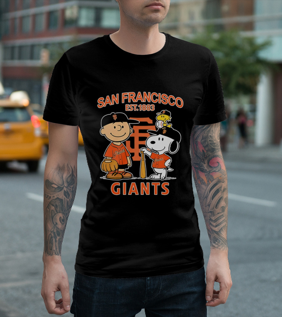 San Francisco Giants Peanuts Snoopy Charlie Brown Woodstock Est 1883 T-Shirt