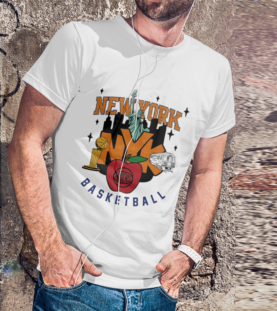 New York Knicks NYK Big Apple Basketball Statue Subway Skyline T-Shirt